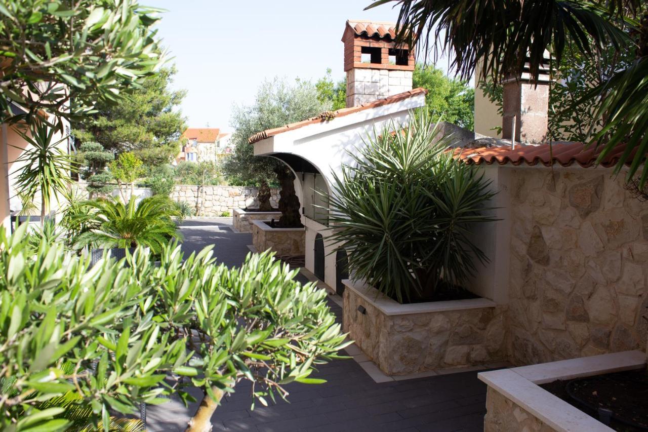 Apartments Villa Jelena 沃迪切 外观 照片