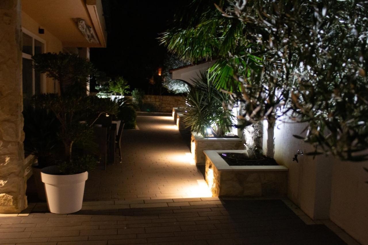 Apartments Villa Jelena 沃迪切 外观 照片