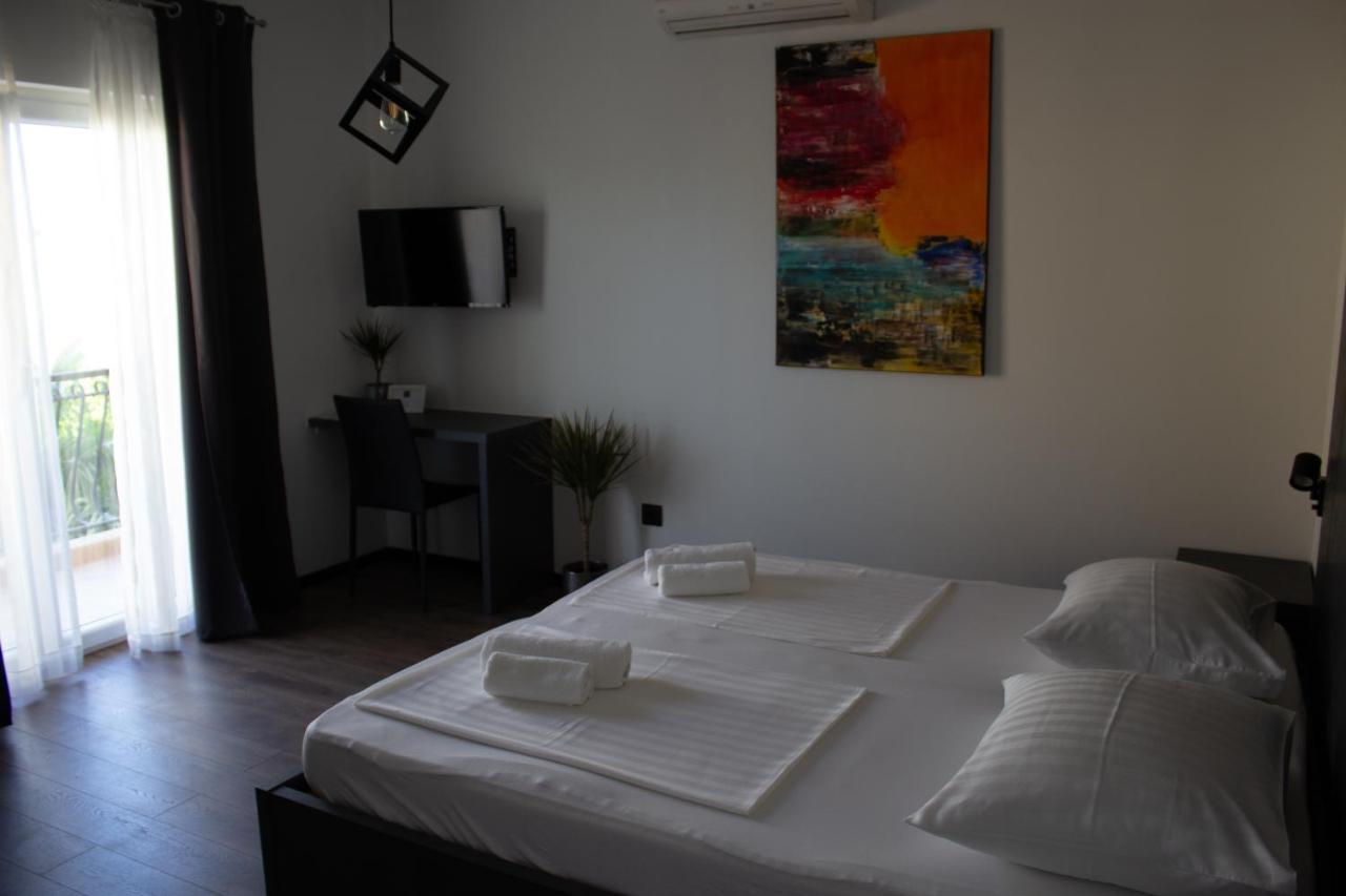 Apartments Villa Jelena 沃迪切 外观 照片