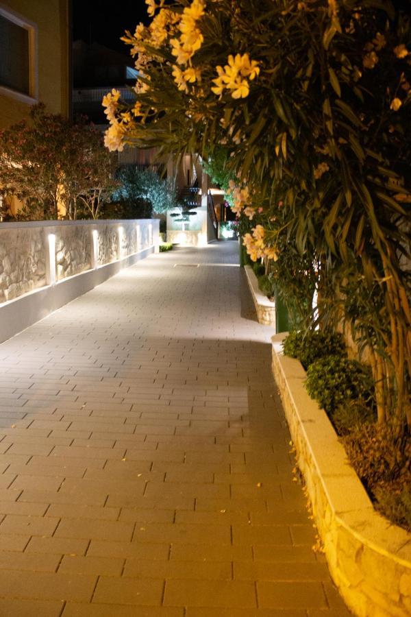 Apartments Villa Jelena 沃迪切 外观 照片