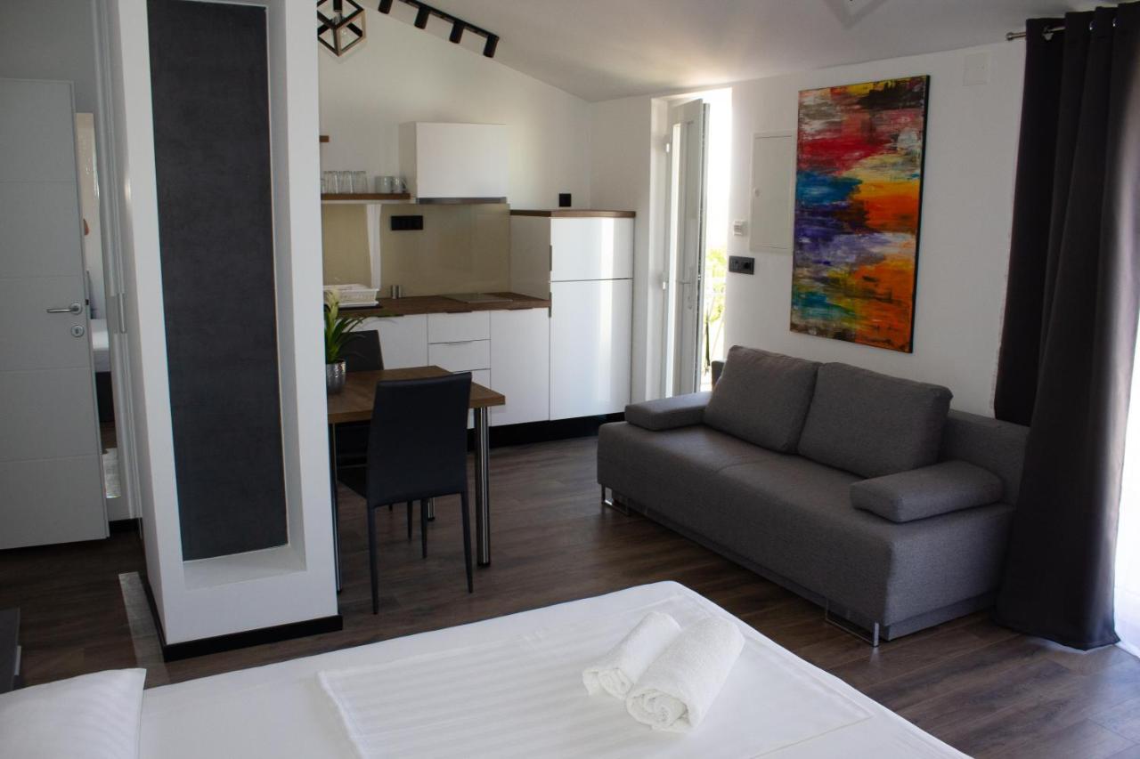 Apartments Villa Jelena 沃迪切 外观 照片