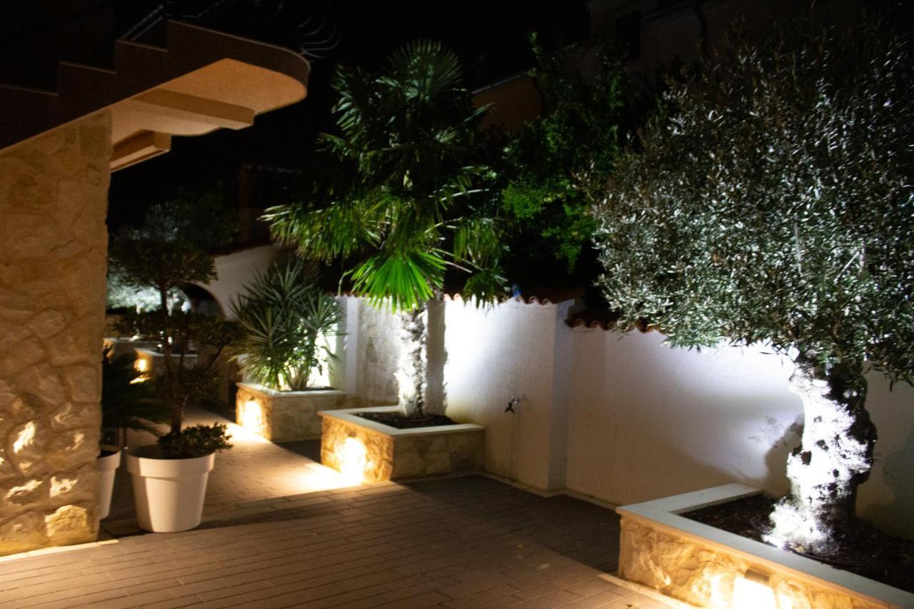 Apartments Villa Jelena 沃迪切 外观 照片
