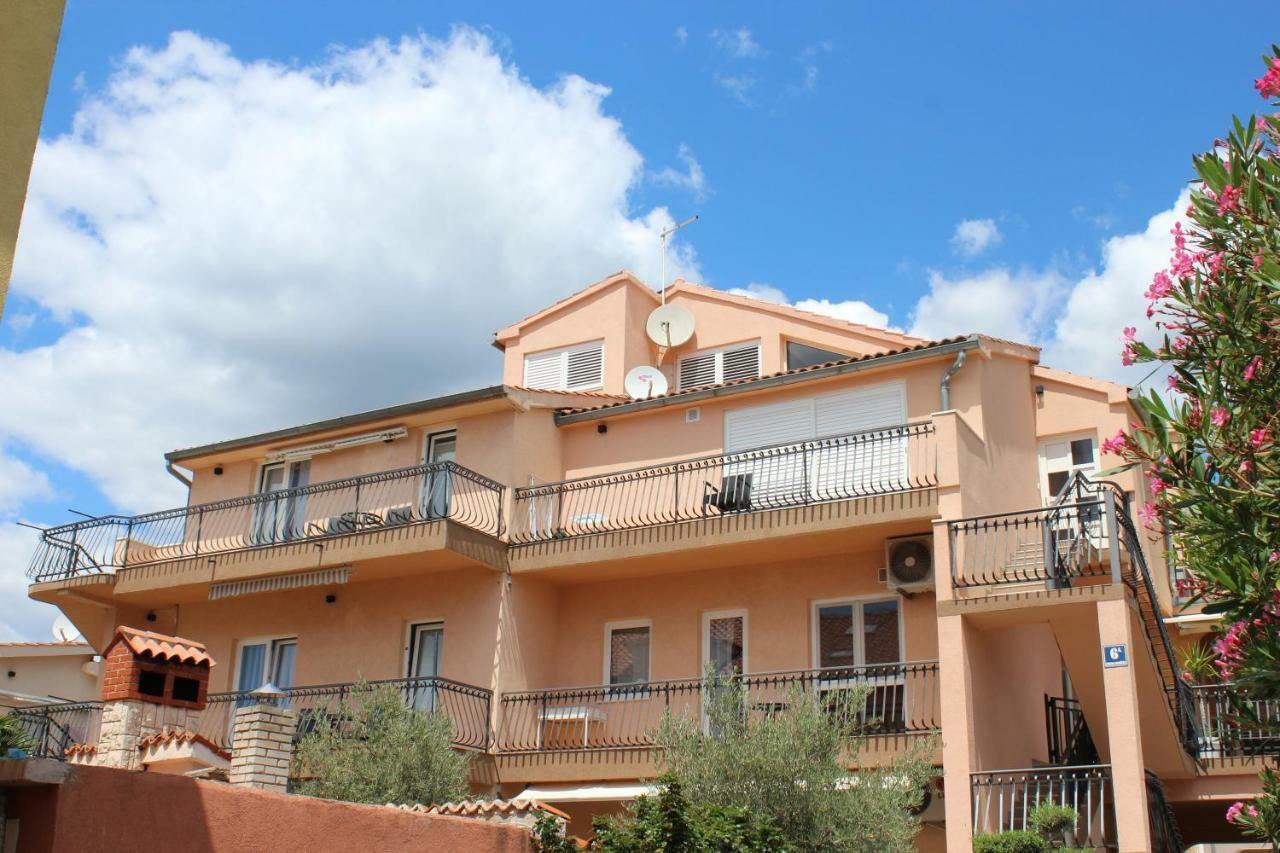 Apartments Villa Jelena 沃迪切 外观 照片