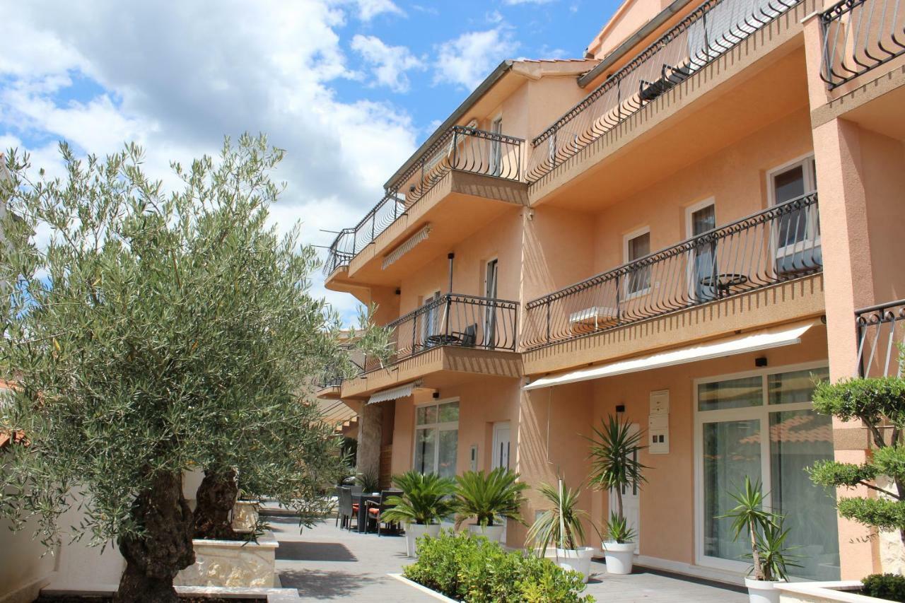 Apartments Villa Jelena 沃迪切 外观 照片