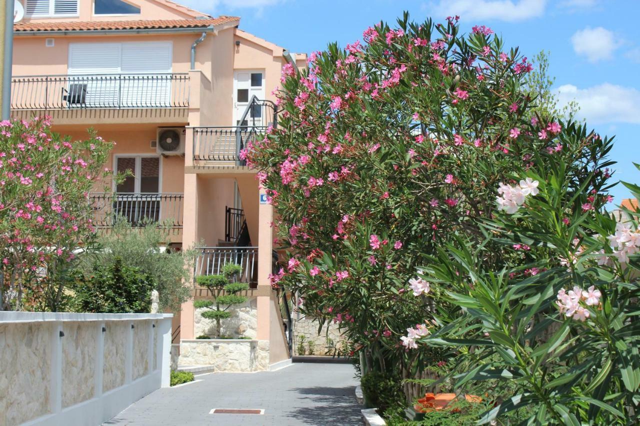 Apartments Villa Jelena 沃迪切 外观 照片